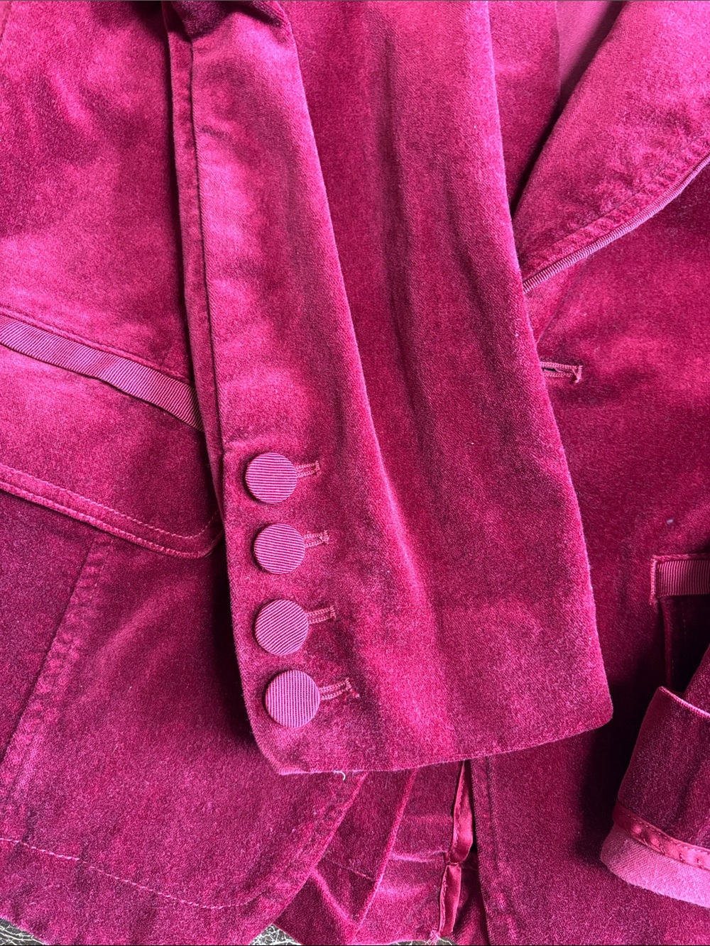 White House Black Market Deep Berry Velvet Blazer - Picture 3 of 4
